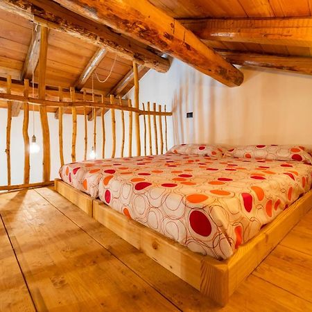 Country House Le Gaie Allegre Villar San Costanzo Exterior foto