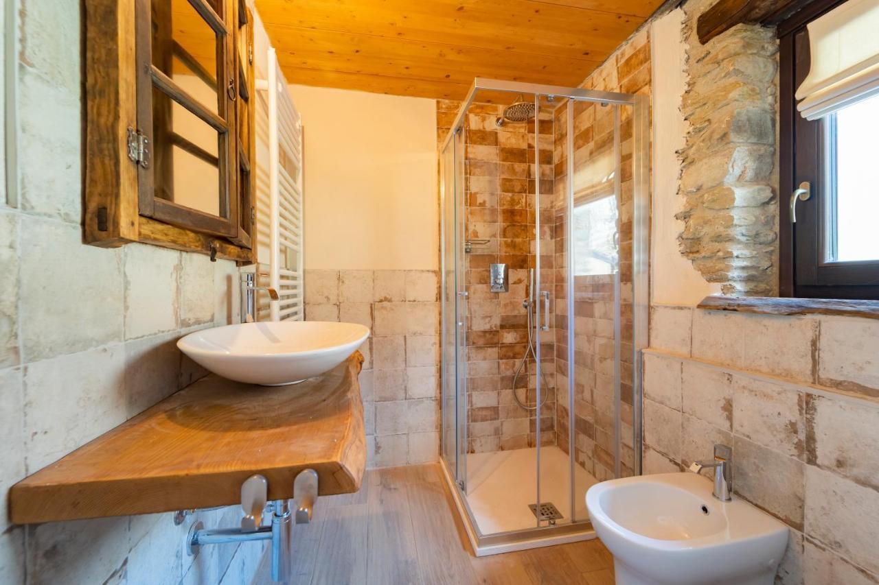 Country House Le Gaie Allegre Villar San Costanzo Exterior foto