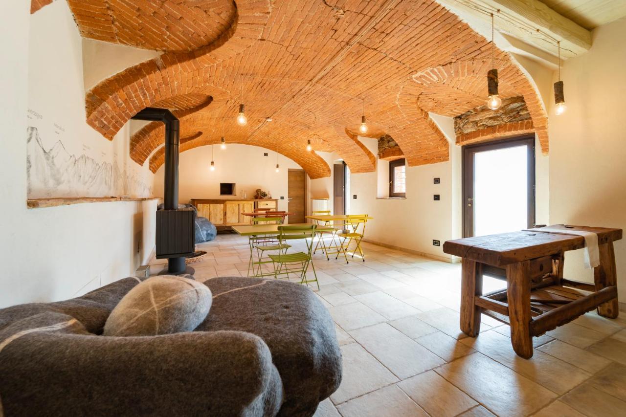 Country House Le Gaie Allegre Villar San Costanzo Exterior foto